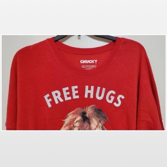 New Hybrid Apparel Sweatshirt Womens Medium Chucky Red Graphic Print Top NWT - Picture 2 of 9